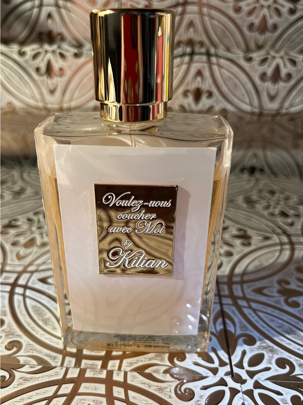 Voulez-vous coucher avec Moi by Kilian Eau de Parfum - Gold & Clear Bottle